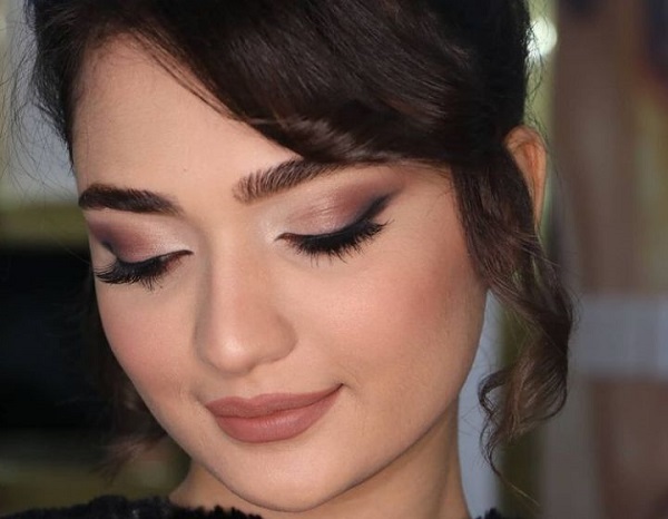 تفاوت کاشت مژه دائمی و اکستنشن (کاشت موقت) | کلون